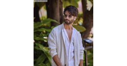 WHAT! Is Shahid Kapoor willing to make his acting debut in Hollywood?